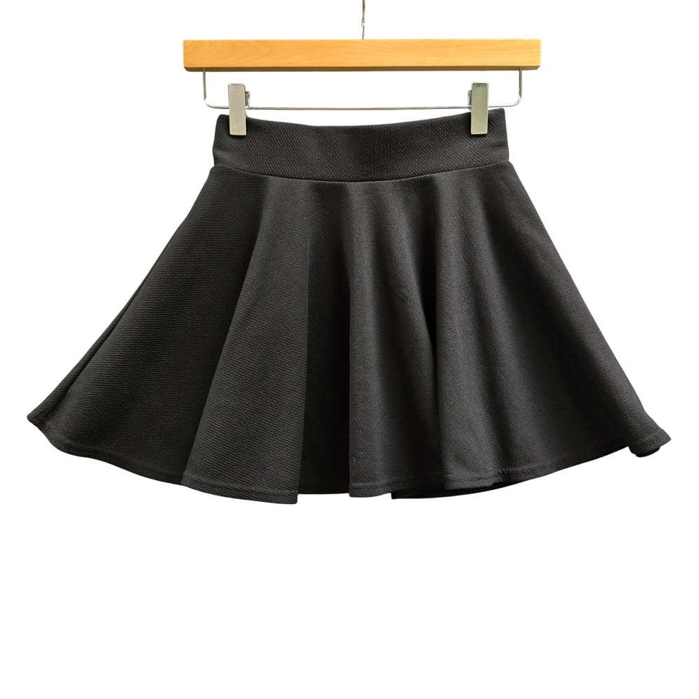 URBAN COCO Black Textured Mini Skater Skirt XS Preppy